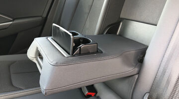 2023 Audi TFSI CoD 35 S line S Tronic Euro 6 5-door (Grey) - Image: 21
