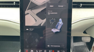 2025 Volvo Single Motor Extended Range 92kWh Ultra Saloon Auto 5-door (Silver) - Image: 45
