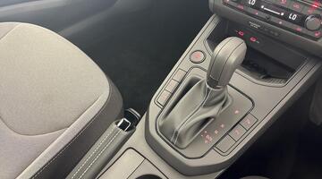 2026 SEAT 1.0 TSI FR DSG Euro 6 5-door (Multicolour) - Image: 24