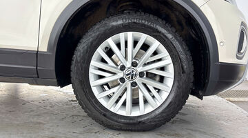 2023 Volkswagen 1.0 TSI Life Euro 6 5-door (Grey) - Image: 5
