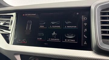 2026 Audi Sportback Black Edition 30 TFSI 116 PS S tronic (Blue) - Image: 13