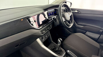 2024 Volkswagen 1.0 TSI Life Euro 6 5-door (Black) - Image: 2