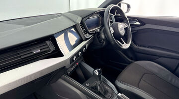 2023 Audi 1.0 TFSI 30 S line Sportback S Tronic Euro 6 5-door (Black) - Image: 2