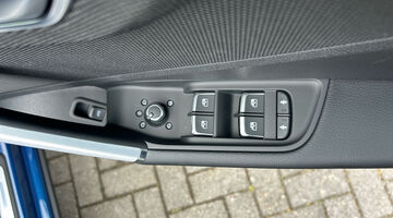 2026 Audi 1.0 TFSI 30 S line Euro 6 5-door (Blue) - Image: 22