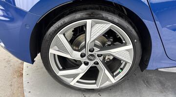 2026 Audi Sportback Black Edition TFSI 150 PS S tronic (Blue) - Image: 22