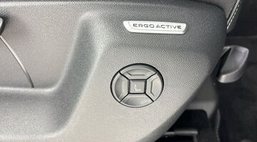 2026 Volkswagen ETSI MHEV R-Line DSG Euro 6 5-door (Grey) - Image: 25
