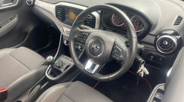 2019 MG VTi-TECH Exclusive Euro 6 5-door (Blue) - Image: 6