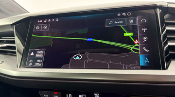 2025 Audi 40 Sport Auto 5-door 63kWh (Aurora violet) - Image: 26