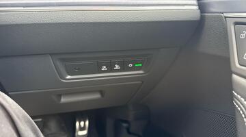 2026 Volkswagen Final Edition 3.0 TDI 4MOTION 286 PS 8-Speed Tiptronic 5-door (Blue) - Image: 12