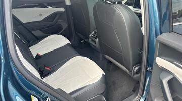 2026 Volkswagen Elegance 1.5 eTSI 150 PS 7-Speed DSG 5-door (Blue) - Image: 40