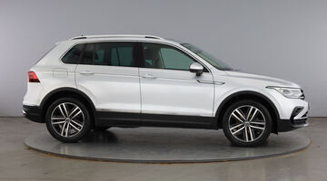 2023 Volkswagen TSI Elegance DSG Euro 6 5-door (Silver) - Image: 4