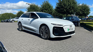 2025 Audi Avant Edition 1 e-tron 210,00 kW (White) - Image: 17