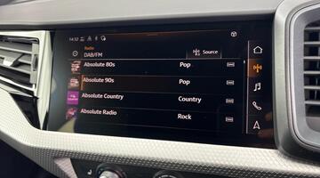 2026 Audi Sportback S line 30 TFSI 116 PS S tronic (Grey) - Image: 17