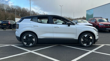 2026 Volvo Single Motor Extended Range 69kWh Plus Auto 5-door (White) - Image: 4