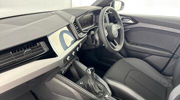 2026 Audi Sportback S line 30 TFSI 116 PS S tronic (Black) - Image: 2