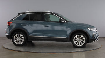 2023 Volkswagen TSI Style DSG Euro 6 5-door (Blue) - Image: 4