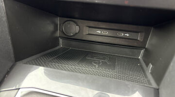 2023 Volkswagen TSI Life DSG Euro 6 5-door (Silver) - Image: 22