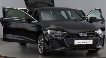 2025 Audi TFSIe 40 S line Sportback S Tronic Euro 6 5-door 17.9kWh (Black) - Image: 9