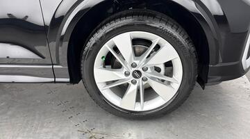 2026 Audi TFSI CoD 35 S line S Tronic Euro 6 5-door (Black) - Image: 5