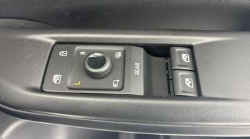 2026 CUPRA V3 59 kWh AFV 230 Auto (Silver) - Image: 19