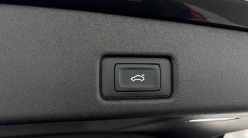2025 Audi 2.0 TDI Sport Sportback S Tronic quattro Euro 6 5-door (Grey) - Image: 36