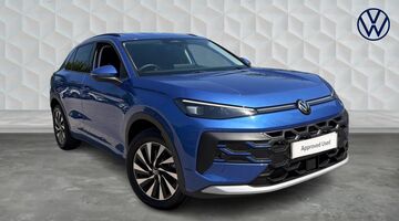 2026 Volkswagen ETSI MHEV Life DSG Euro 6 5-door (Blue) - Image: 1