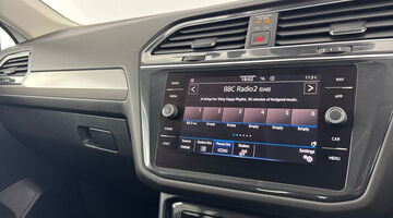 2023 Volkswagen TSI Life DSG Euro 6 5-door (White) - Image: 26