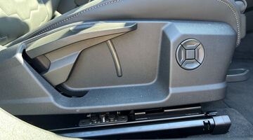 2026 Audi Sportback S line e-tron 210,00 kW (White) - Image: 16