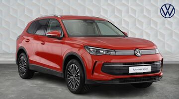 2026 Volkswagen ETSI MHEV Match DSG Euro 6 5-door (Red) - Image: 1