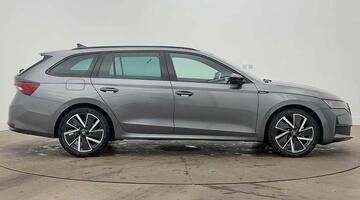 2026 Škoda TSI e-TEC MHEV ACT SportLine DSG Euro 6 5-door (Grey) - Image: 4