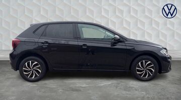 2023 Volkswagen 1.0 TSI Life DSG Euro 6 5-door (Black) - Image: 4