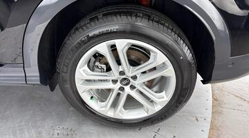 2025 Audi 2.0 TDI Sport S Tronic quattro Euro 6 5-door (Black) - Image: 31