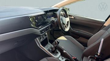 2024 Volkswagen 1.0 TSI Match Euro 6 5-door (Black) - Image: 2