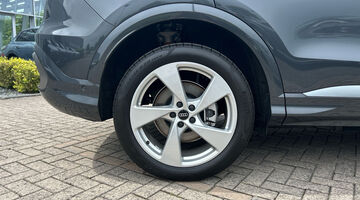 2026 Audi 2.0 TDI S line S Tronic quattro Euro 6 5-door (Grey) - Image: 5