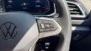2025 Volkswagen 2.0 TDI R-Line DSG Euro 6 5-door (Grey) - Image: 19