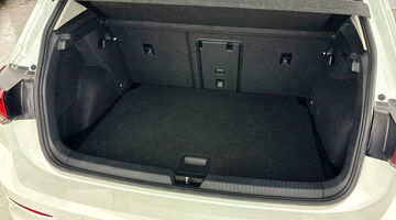 2021 Volkswagen 2.0 TDI Life DSG Euro 6 5-door (White) - Image: 29