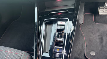 2026 Volkswagen 2.0 TSI GTI DSG Euro 6 5-door (Blue) - Image: 21