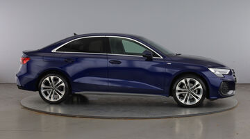 2026 Audi TFSI S line S Tronic Euro 6 4-door (Blue) - Image: 4