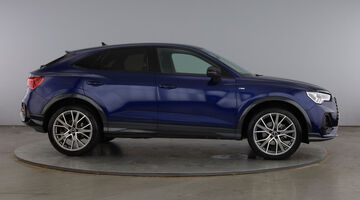 2024 Audi TFSI CoD 35 Black Edition Sportback S Tronic Euro 6 5-door (Blue) - Image: 4