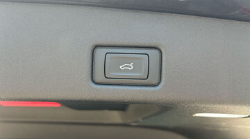 2026 Audi 2.0 TDI S line Sportback S Tronic quattro Euro 6 5-door (Grey) - Image: 20