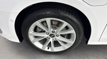 2025 Audi TFSIe 40 Sport Sportback S Tronic Euro 6 5-door 17.9kWh (White) - Image: 37