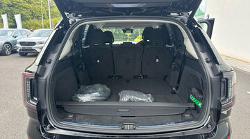 2026 Volvo Twin Motor 106kWh Ultra Auto 4WD 5-door (Black) - Image: 15