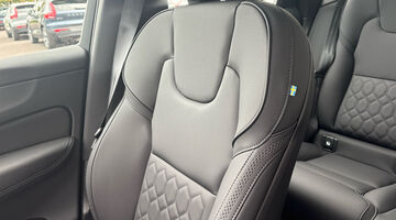 2026 Volvo 2.0 B5 MHEV Plus Pro Auto Euro 6 5-door (Blue) - Image: 27
