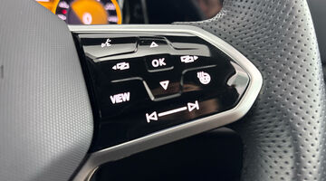 2024 Volkswagen ETSI MHEV Black Edition DSG Euro 6 5-door (Grey) - Image: 25