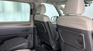 2024 Volkswagen 1.4 TSI eHybrid Style 5-door LWB DSG (Grey) - Image: 28