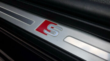 2024 Audi 2.0 TDI 40 Black Edition S Tronic quattro Euro 6 5-door (Blue) - Image: 15