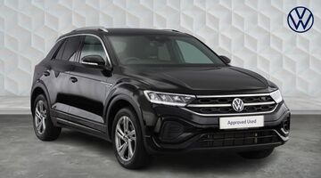 2025 Volkswagen TSI R-Line DSG Euro 6 5-door (Black) - Image: 1