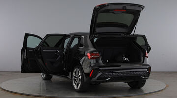 2025 Audi TFSIe 40 S line Sportback S Tronic Euro 6 5-door 17.9kWh (Black) - Image: 11