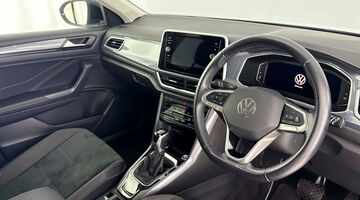 2023 Volkswagen TSI Style DSG Euro 6 5-door (White) - Image: 6