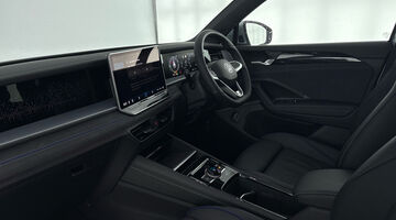 2026 Volkswagen TSI eHybrid 19.7kWh R-Line Edition DSG Euro 6 5-door (Silver) - Image: 2